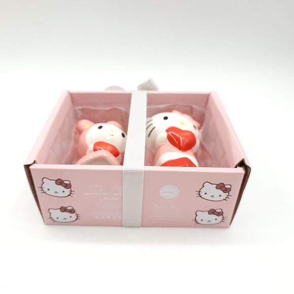 Blue Sky Clayworks X Sanrio HELLO KITTY Love Hearts Salt & Pepper Shakers NIB - Picture 5 of 5